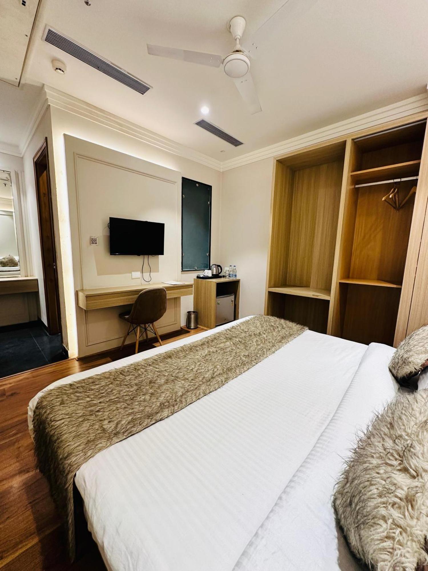 Hotel Euphoria Green Amritsar Exterior foto